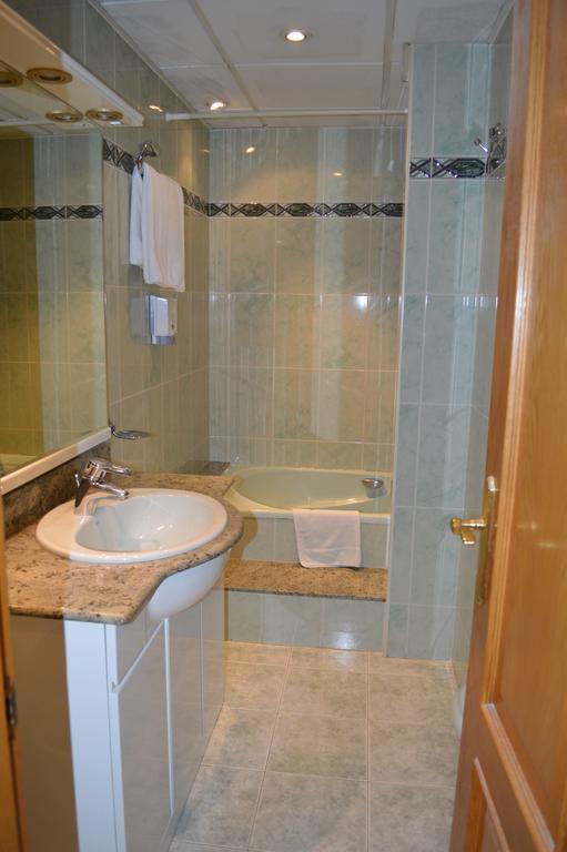 Hotel Don Pelayo Arbós المظهر الخارجي الصورة